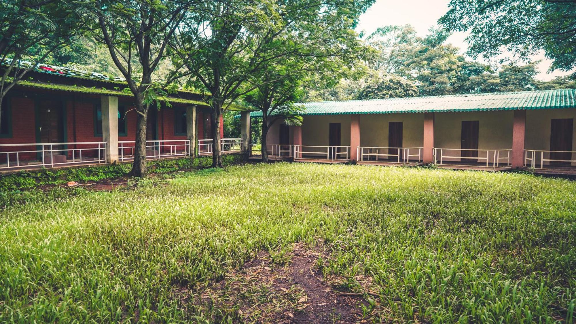 Whispering Peepul Resort Badlapur Kültér fotó